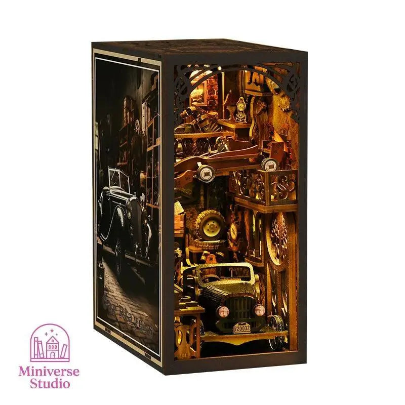 Book Nook DIY – Retro Garage Car Player – Diorama with Classic Cars, LED Lights and Furniture