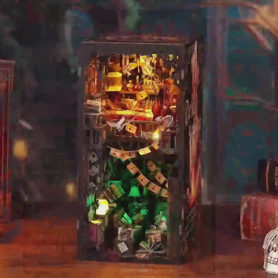 Book Nook "The House of Magic" – Diorama DIY de Escuela Mágica con Luces LED - Miniverse Studio